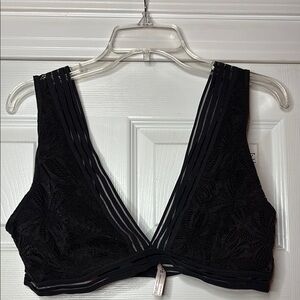 Elegant Black Lace Bralette XL